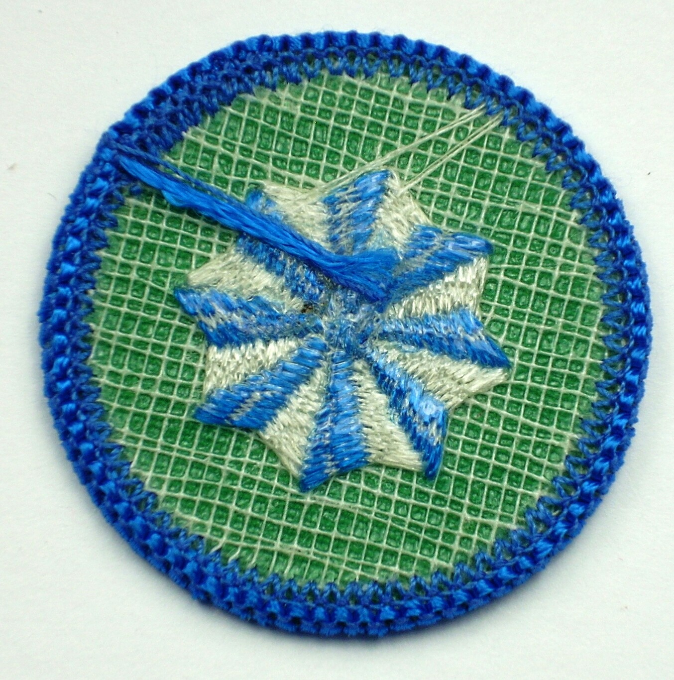 Vintage Girl Scout Badge – Junior Citizen – 1980-2001 – retired
