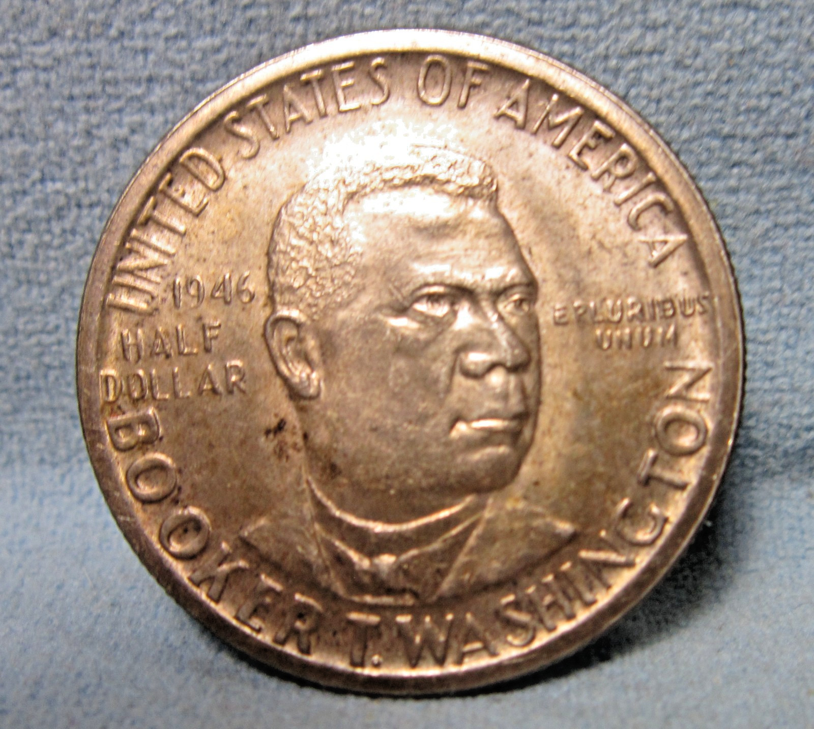 1946 Booker T. Washington Commemorative HALF DOLLOR COIN