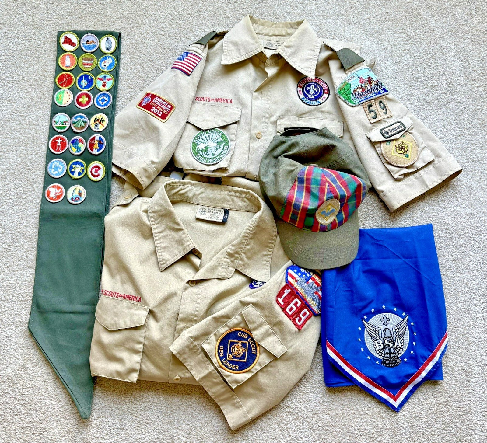 Boy Scout Eagle Official BSA Shirts Hat Neckerchief Badges Patches Sash Pins